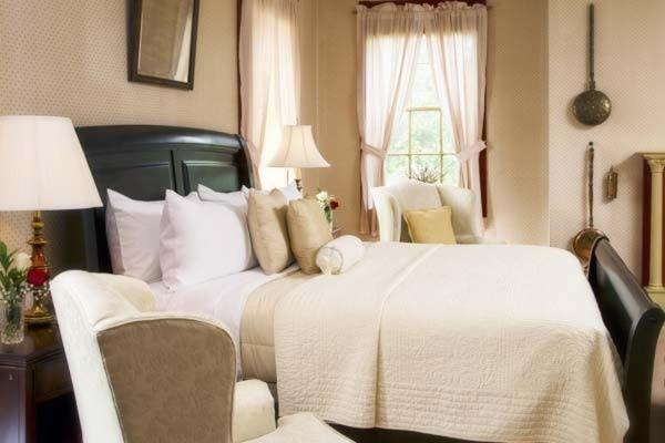 Jacob Rohrbach Inn Sharpsburg ภายนอก รูปภาพ